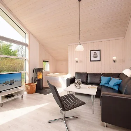 Ruhiges Kuestenretreat Fuer 6 *