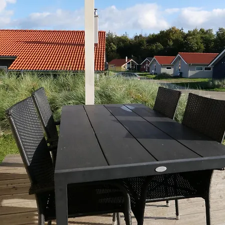 Ruhiges Kuestenretreat Fuer 6